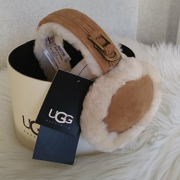 UGG Accessories - Just in! UGG Double "U" Logo Sheepskin Earmuff